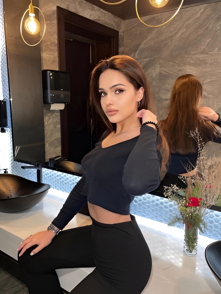 Адель привлекательная девушка из Казани цена от 4000 руб