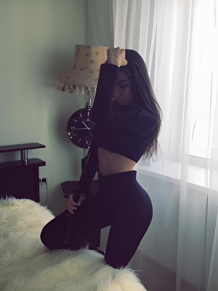 Фаина привлекальеная девушка из Казани цена от 1500 руб