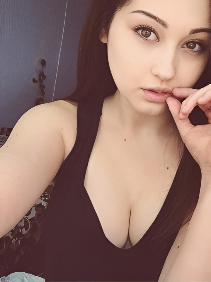 Нина привлекальеная девушка из Казани цена от 10000 руб