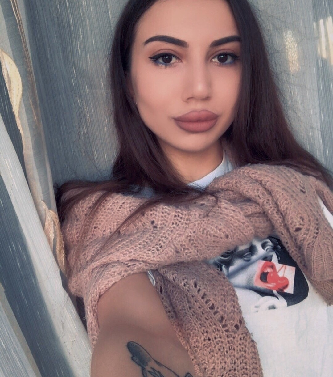 Инна привлекальеная девушка из Казани цена от 3500 руб