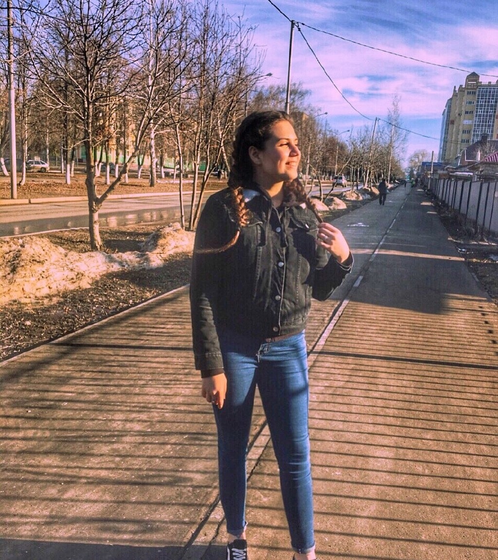 Виолетта привлекальеная девушка из Казани цена от 3500 руб