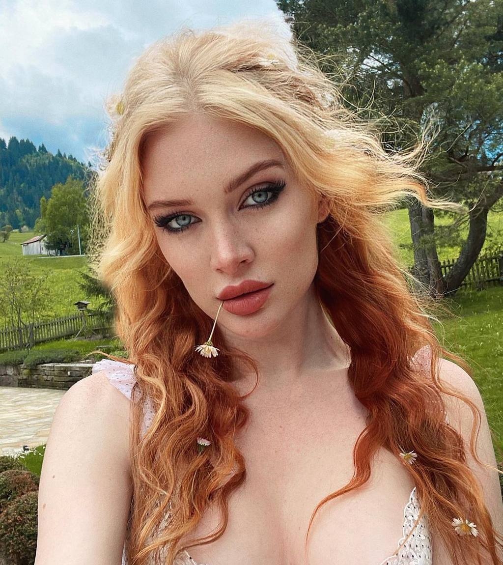 Даша привлекальеная девушка из Казани цена от 3000 руб