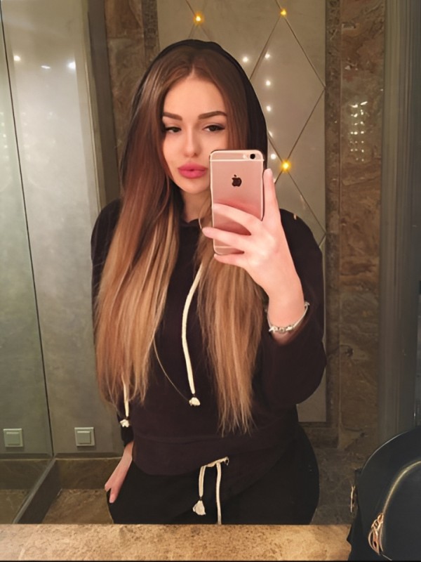 Лизочка привлекательная девушка из Казани цена от 2000 руб