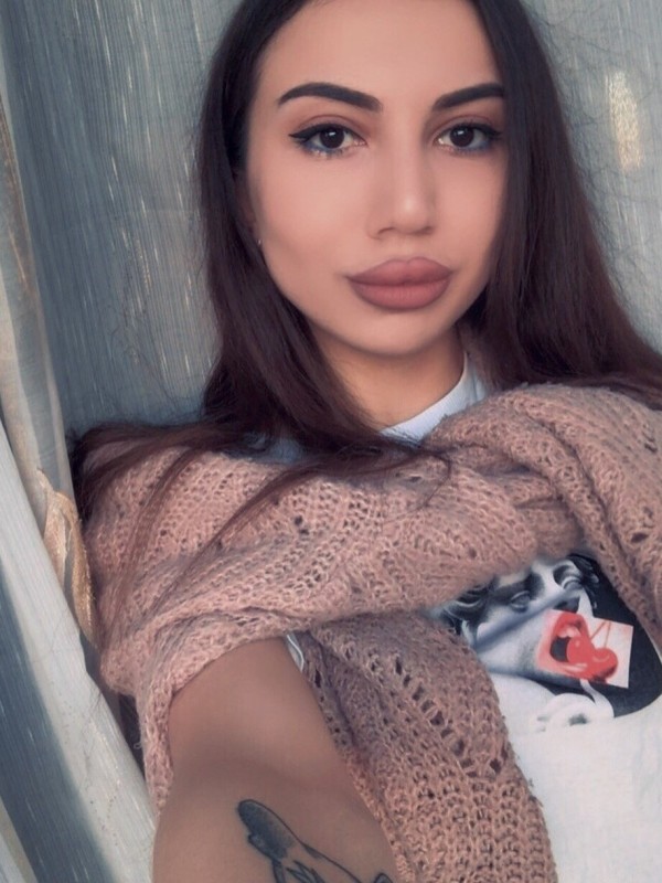 Инна привлекательная девушка из Казани цена от 3500 руб